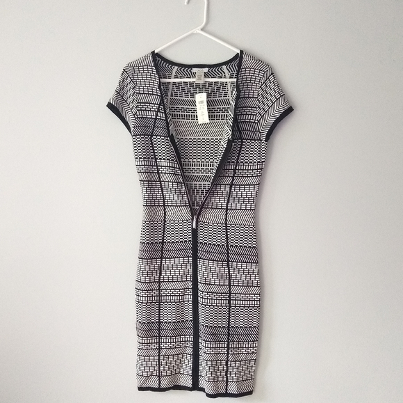 NEW Cache Cap Sleeve V-Neck Zip Front Sheath Dress Black & White Print Medium - Picture 6 of 15